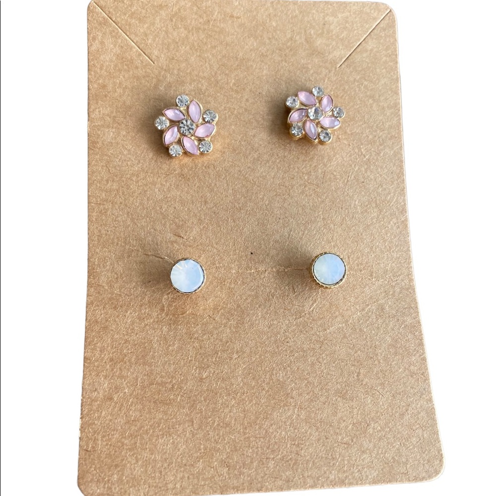 2 Pairs Gold Toned Stud Earrings
